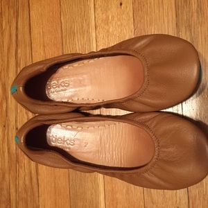 Tieks flats